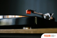 Виниловый проигрыватель Rekkord Audio M600 (БЕЗ ЗВУКОСНИМАТЕЛЯ, ЧЕРНЫЙ ГЛЯНЦЕВЫЙ) (339003)