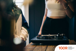 Виниловый проигрыватель Rekkord Audio M500 (БЕЗ ЗВУКОСНИМАТЕЛЯ, ЧЕРНЫЙ/СЕРЕБРИСТЫЙ) (339000)