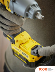 Stanley SFMCF900B (БЕЗ АКБ) (318507)