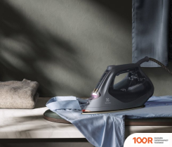 Утюг Electrolux E8SI1-8EGM (302689)