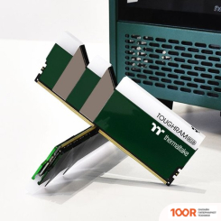 Оперативная память Thermaltake TOUGHRAM RGB 2X8ГБ DDR4 3600 МГЦ RG28D408GX2-3600C18A (223242)