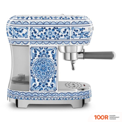 Кофемашина Smeg ECF02DGBEU (125184)