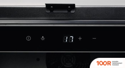 Винный шкаф Electrolux EWUS020B5B (32443)