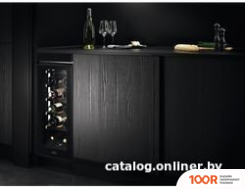 Винный шкаф AEG AWUS018B7B (32140)